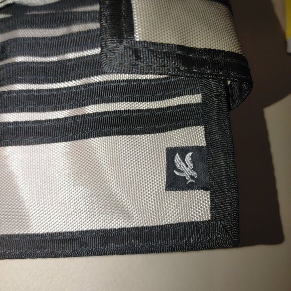 Boyt Break Away Bi Fold Wallet Wristlet Strap Coin Pocket Vintage Brown Red - Picture 4 of 11